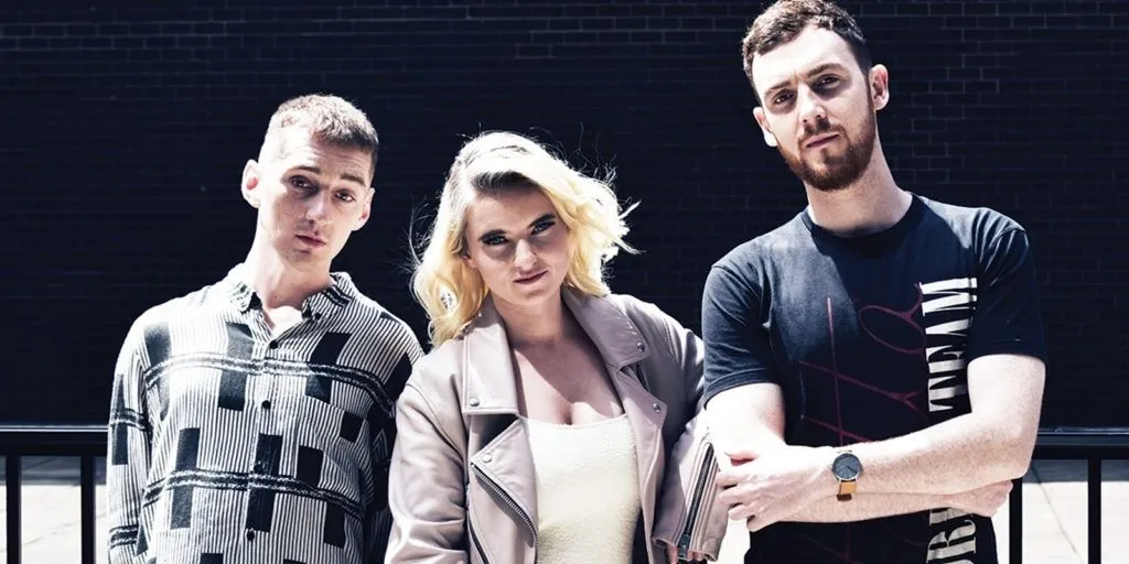 Clean Bandit - A+E (Terjemahan)