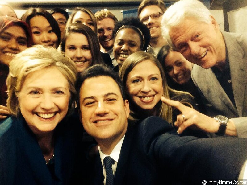 Foto selfie Bill Clinton