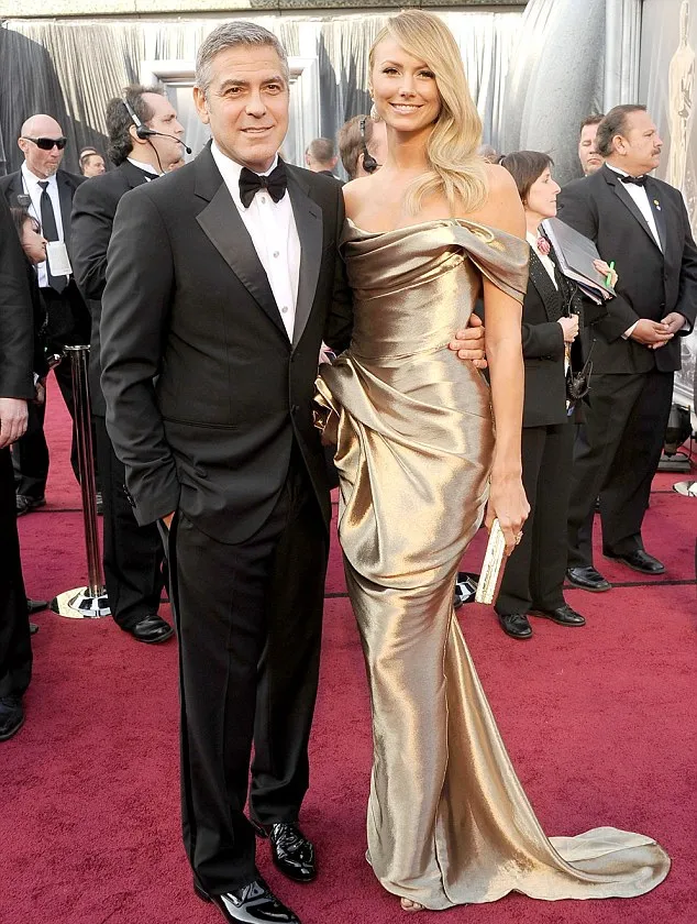 George Clooney dan Stacy Keibler @ istimewa