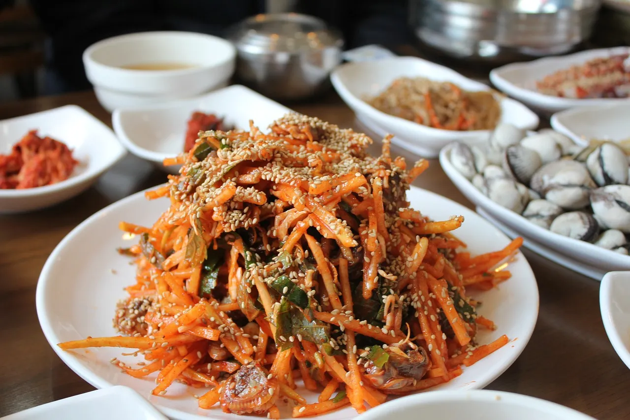 Nakji Bokkeum (Gurita Bayi Tumis Pedas)
