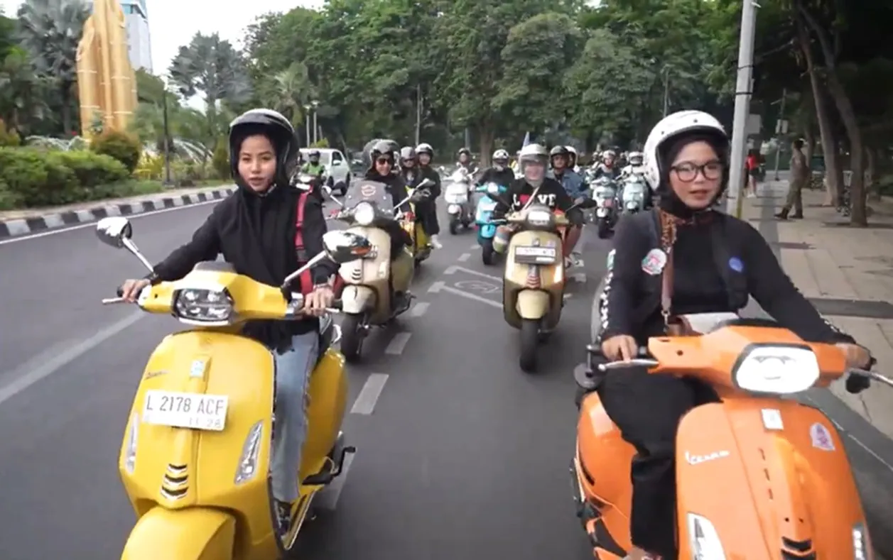 Kolaborasi bersama Vespa Community. (c) Mie Sedaap