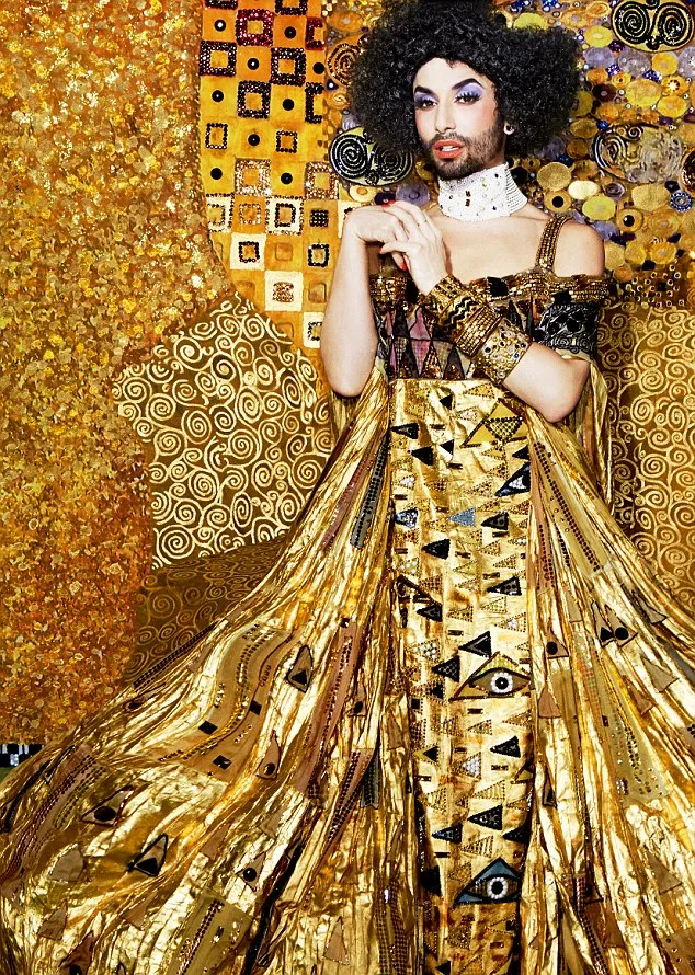 Conchita dengan gayanya yang cetar badai @ dailymail.co.uk