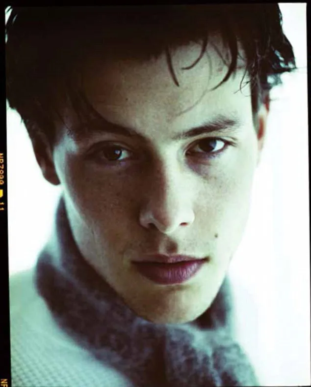 Cory Monteith @ dailymail.co.uk