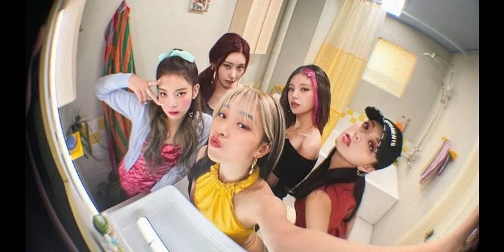 ITZY - Swipe (Terjemahan)