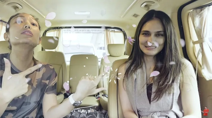 Ayu Dewi dan Luna Maya (credit: Mrs. Ayu Dewi YouTube channel)