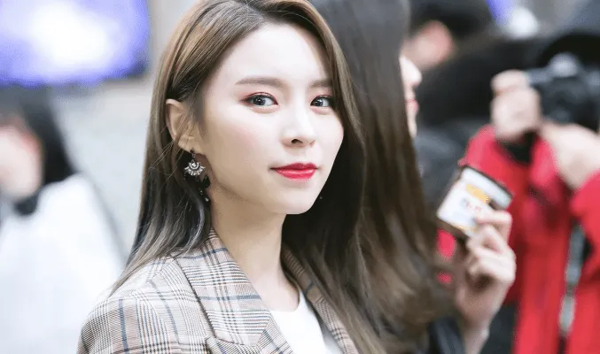 © Officially Kmusic