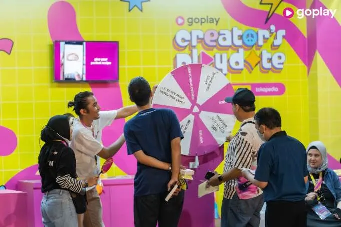 Keseruan di Masing-masing Booth
