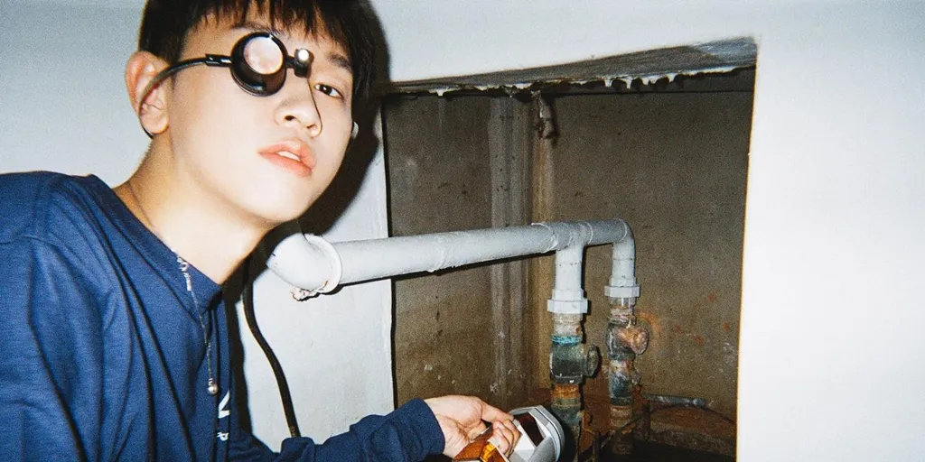 Crush - Alone (Terjemahan)