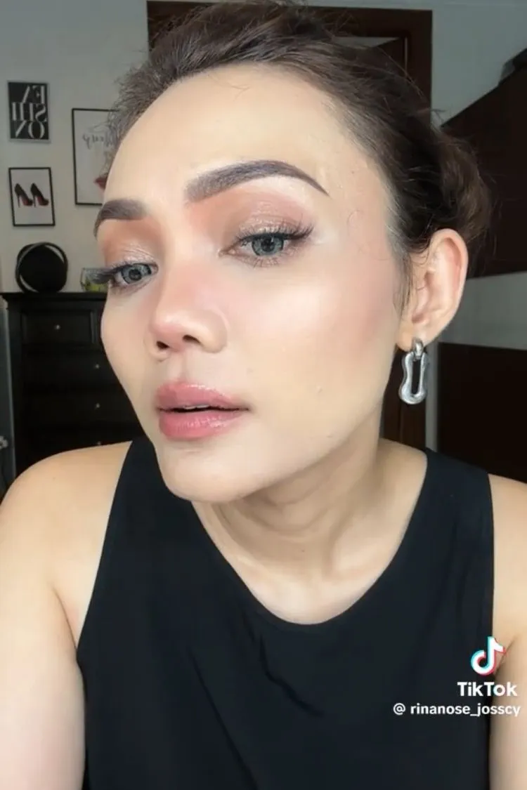 (Sumber: Tiktok/ @rinanose_josscy)