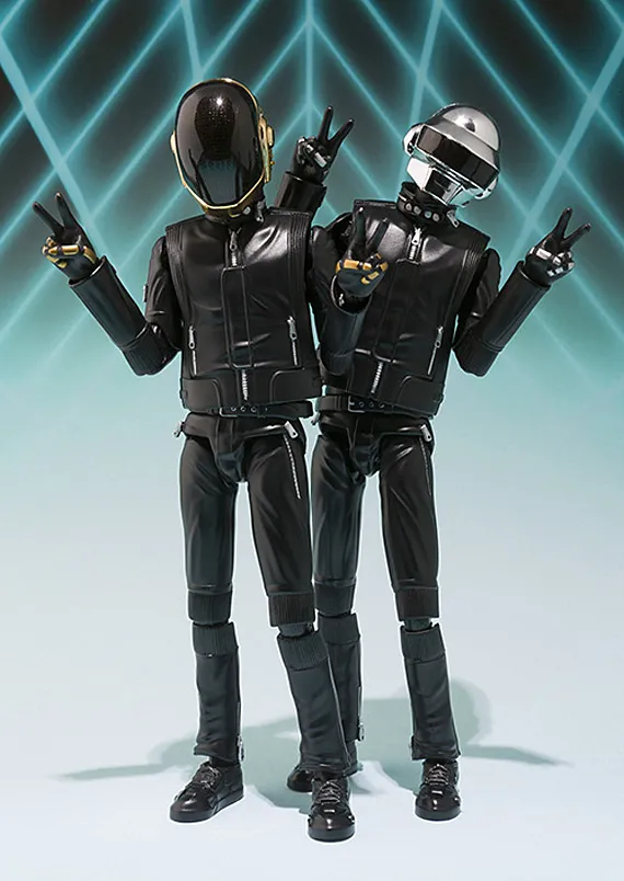 Action figure Daft Punk. @www.freshnessmag.com 