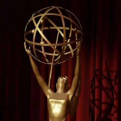 Daftar Pemenang Emmy Awards 2026, Widow's Bay hingga Jean Smart Raih Hasil Gemilang