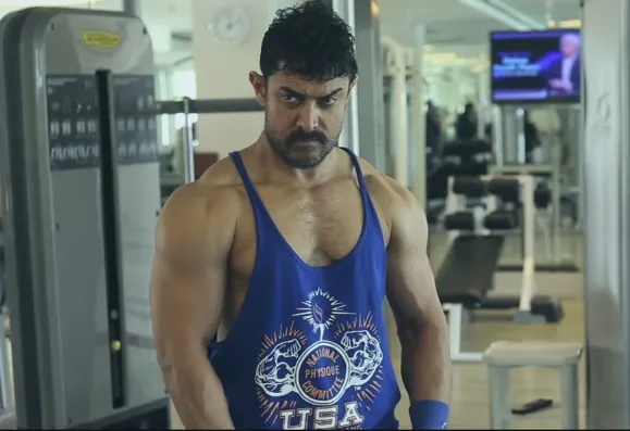 Aamir Khan jadi aktor terbaik lewat DANGAL ©FilmyWave.com