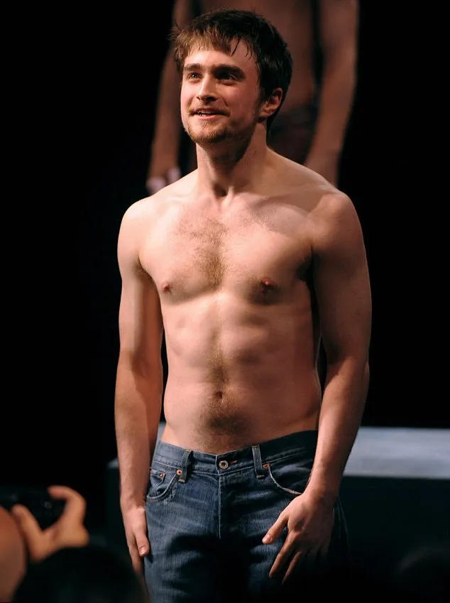 Daniel Radcliffe @ dailymail.co.uk