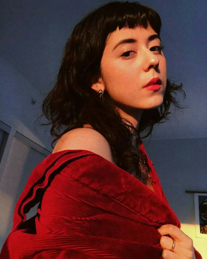 Daniela Andrade (credit : instagram.com/danielaandrade)