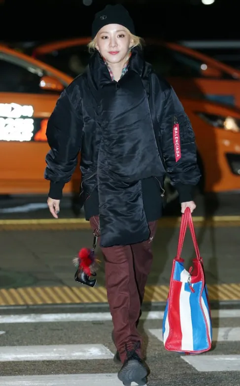 Netizen menganggap Sandara Park tidak cocok menggunakan YG Style © allkpop.com