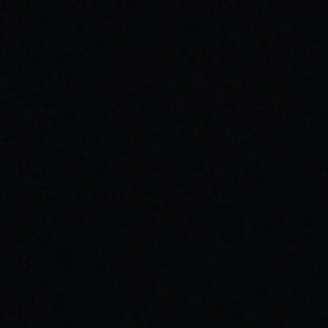 Darius Sinathrya posting foto black out tanggapi bom Surabaya 2018 (credit : instagram.com/darius_sinathrya)