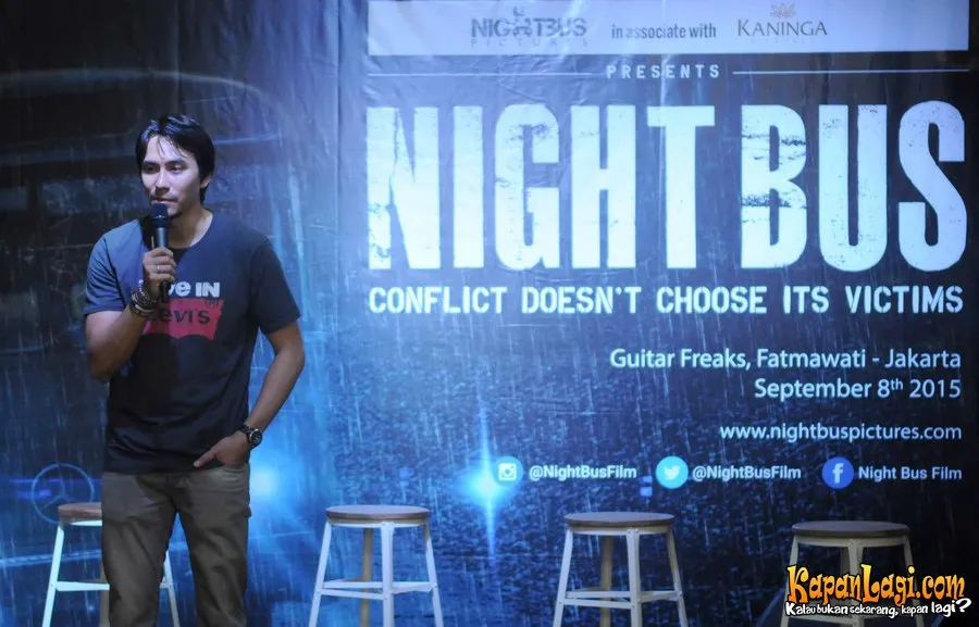 Darius saat memperkenalkan NIGHT BUS © KapanLagi.com®/Bayu Herdianto