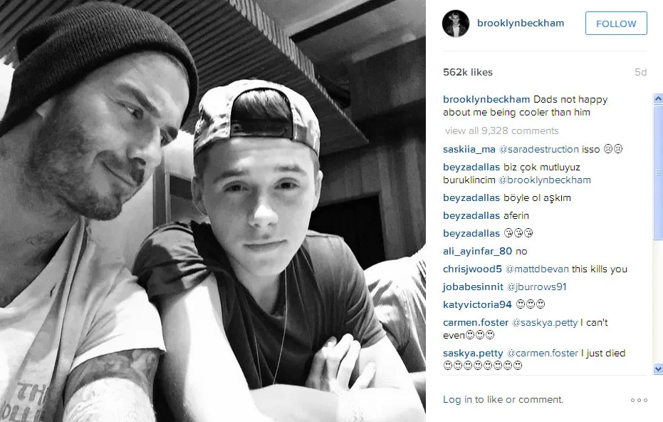 David dan Brooklyn Beckham berpose bersama © Instagram/brooklynbeckham