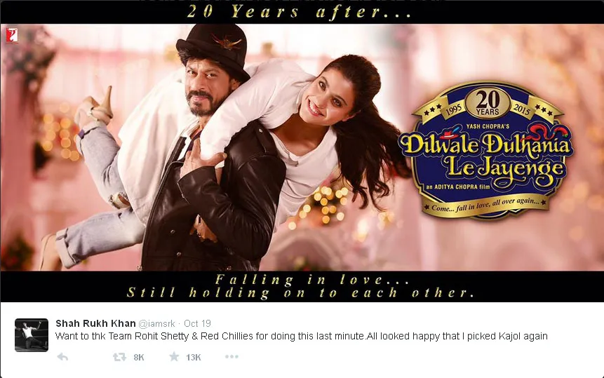 Begini aksi SRK dan Kajol saat melakukan lagi pose di masa lalu © Twitter.com/iamsrk