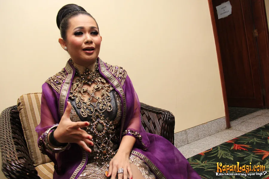 Dea Mirella alami keguguran © KapanLagi.com®