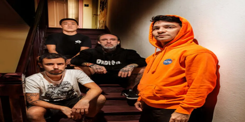 Dead fish - I'm Not Okay (Terjemahan)