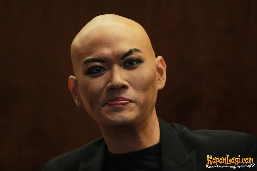 Deddy menunggu tim kreatif Hitam Putih untuk memenuhi panggilan Komisi Yudisial. @KapanLagi.com®/Agus Apriyanto