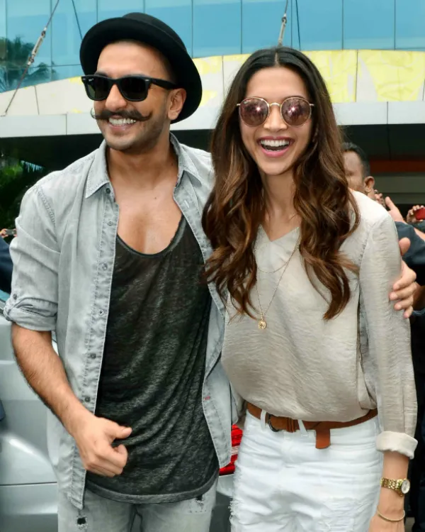 Deepika Padukone bantah putus dari Ranveer Singh ©bollywoodlife.com