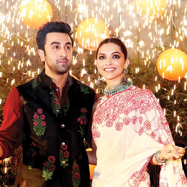 Deepika meminta tas Chanel kepada Ranbir untuk kado Diwali-nya. ©dnaindia.com