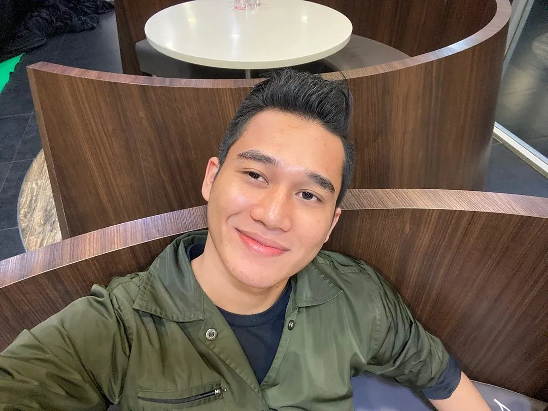Defri Juliant jadi pedangdut yang aksinya curi perhatian di DA5 - Credit: instagram.com/defrijuliant