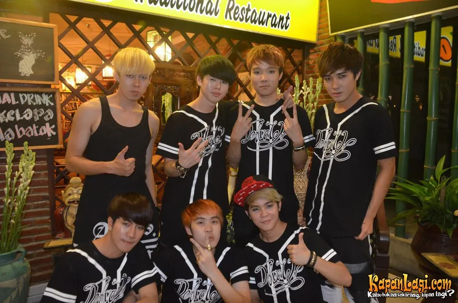 Cover dance INFINITE asal Thailand ini seneng banget bisa menyapa fans di Indonesia. ©KapanLagi.com/Ayu Srikhandi