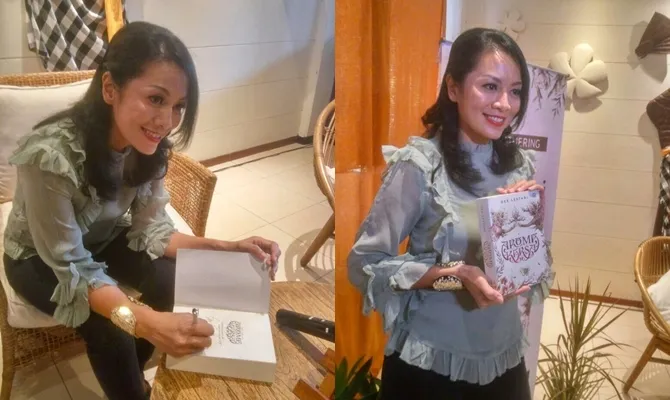 Dewi Lestari merilis buku yang bertajuk Aroma Karsa. © KapanLagi.com/Abbas Aditya