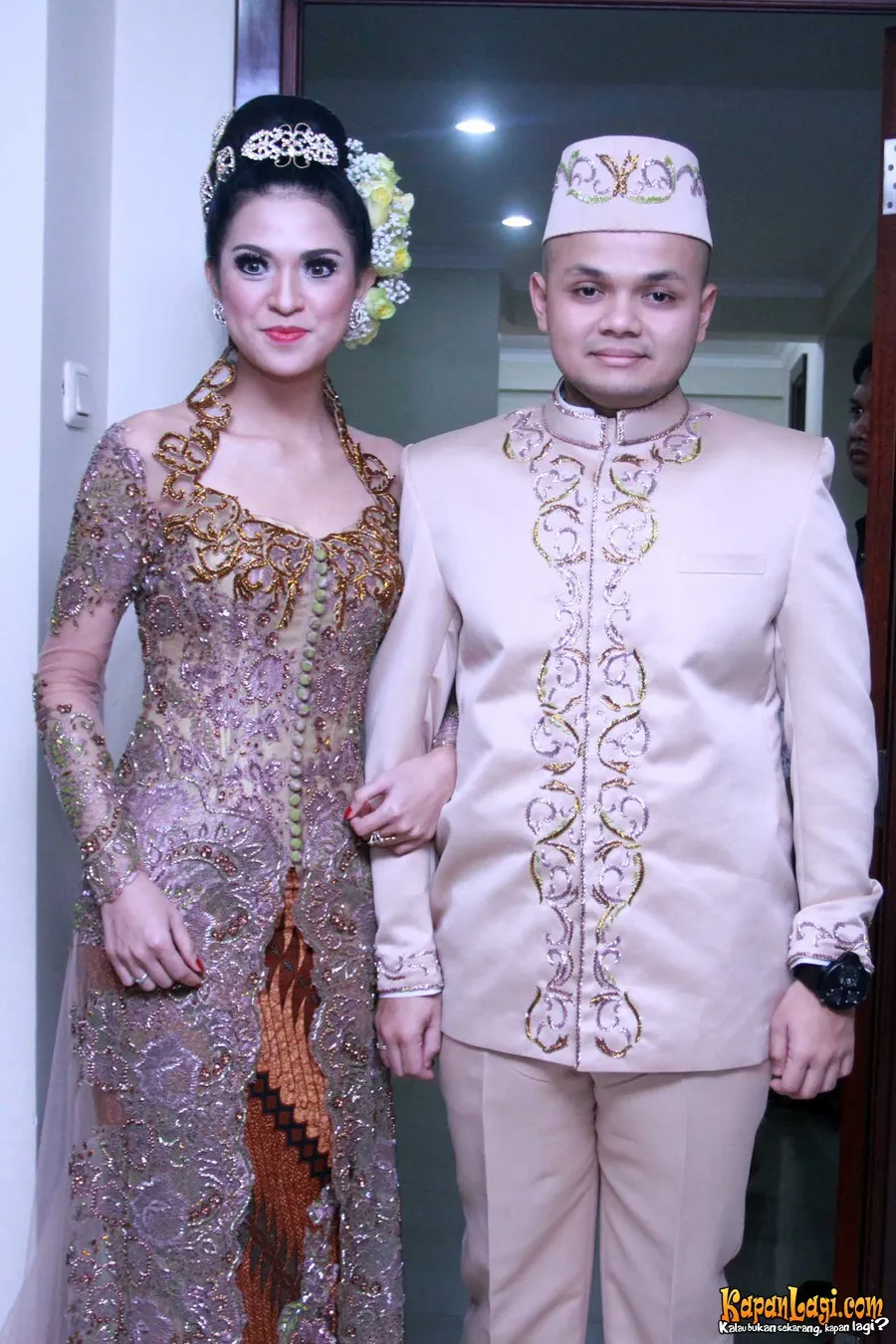 Delia Septianti dan suami
