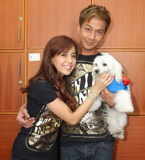 Yeslin Wang - Delon makin mesra