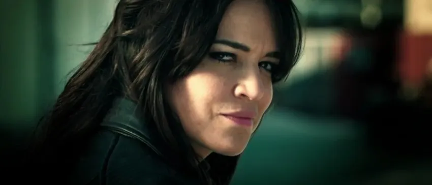 Penampilan Michelle di video klip Confident © YouTube.com/DemiLovato VEVO