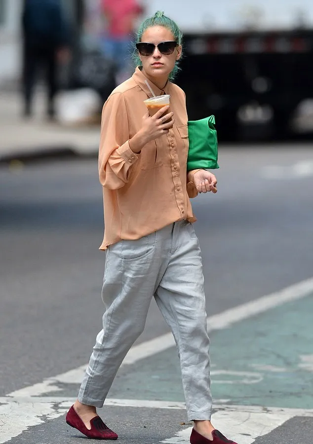 Tallulah Willis @ dailymail.co.uk
