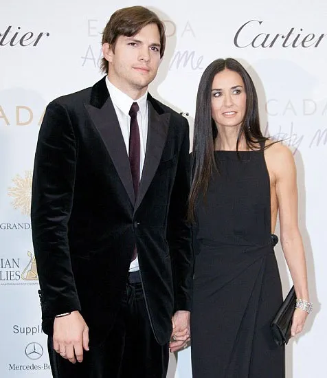 Ashton Kutcher dan Demi Moore @ dailymail.co.uk