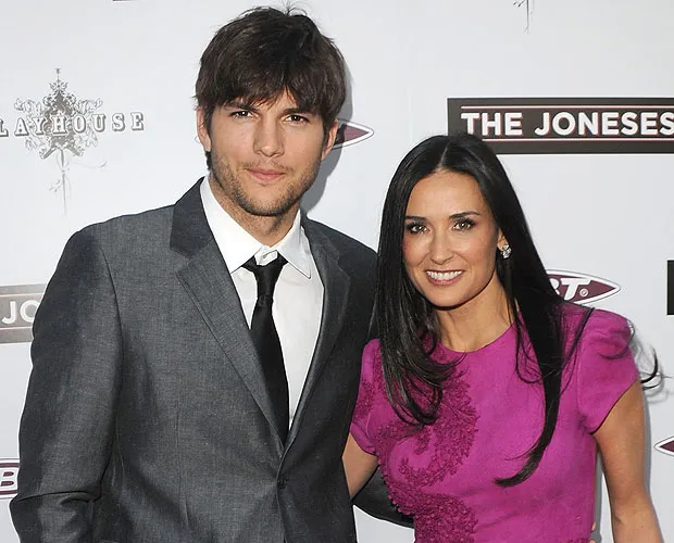 Ashton Kutcher - Demi Moore @ thesun.co.uk