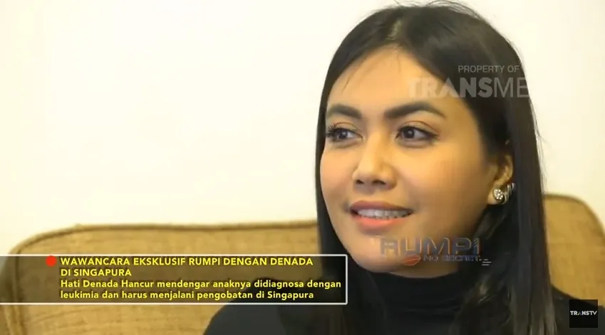 Kegigihan Denada untuk memeriksakan kondisi anaknya berbuah diagnosa yang benar ©youtube/transtvofficial