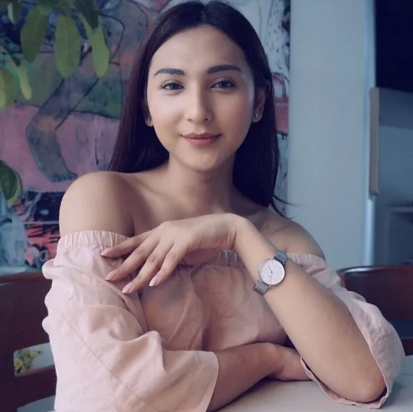 Dena Rachman kini dikenal sebagai seorang desainer. /©instagram.com/denarachman