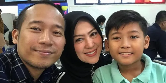 (credit: instagram.com/dennycagur)