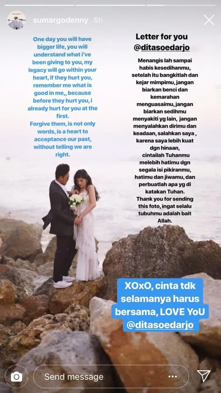 Denny menuliskan isi hatinya untuk Dita © instagram.com/dennysumargo