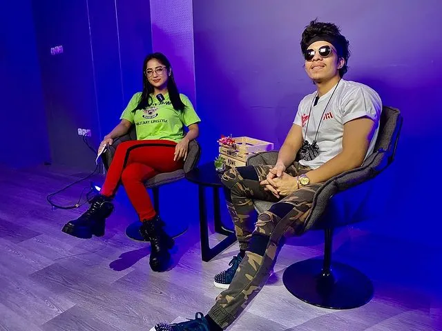 instagram.com/dewiperssikreal