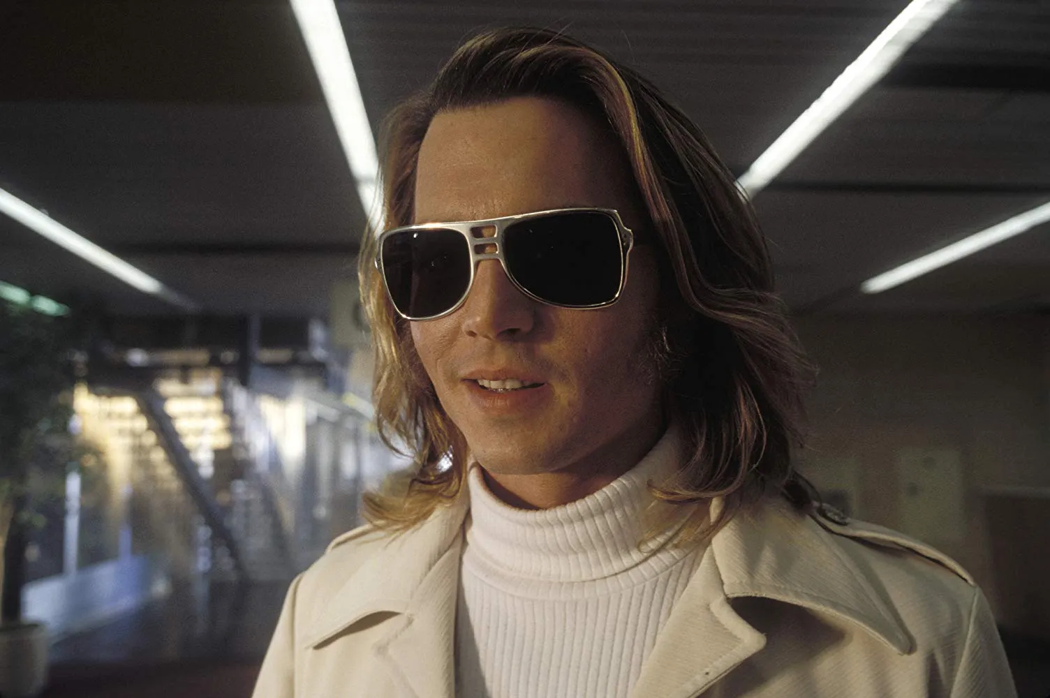 Depp dalam film BLOW © New Line Cinema