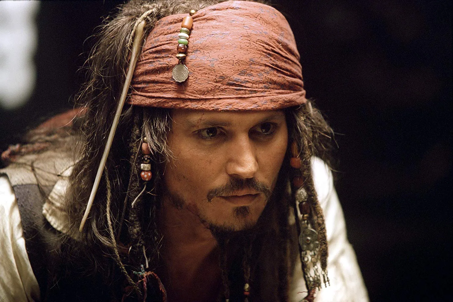 Jack Sparow sukses diperankan oleh Johnny Depp di tahun 2003 dalam film PIRATES OF THE CARIBBEAN. © Buena Vista Pictures