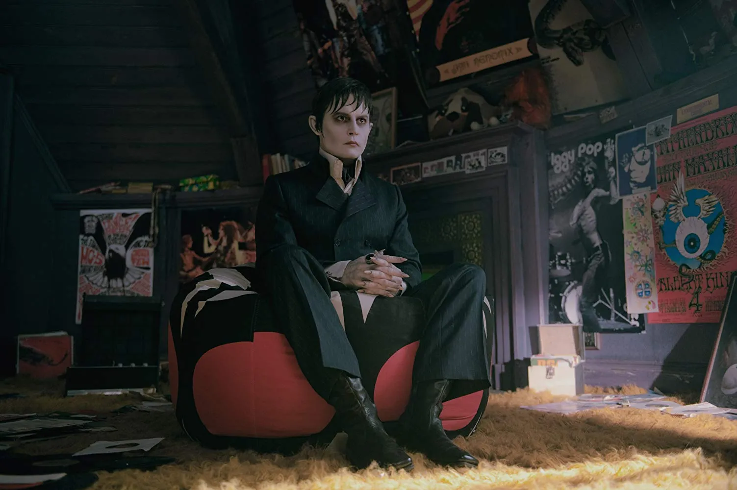 Penampilan Johnny Depp untuk Film DARK SHADOWS © Warner Bros. Entertainment Inc/Peter Mountain