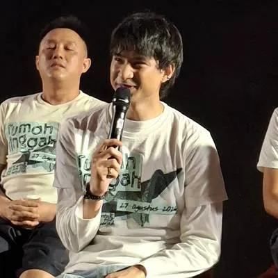 Devano Tak Cuma Berperan di 'Rumah Singgah', Jadi Penyanyi Soundtrack Juga