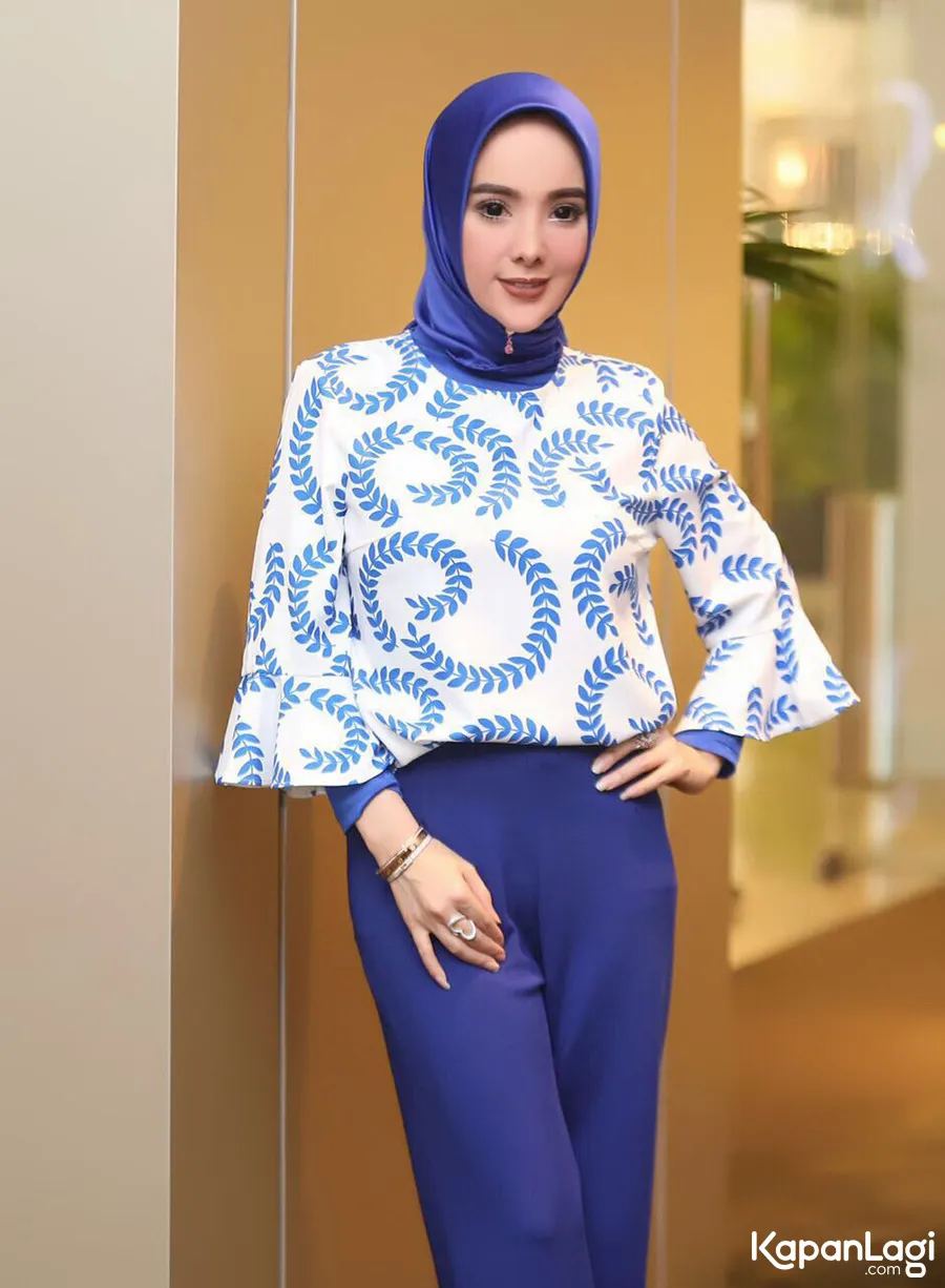 Devita Rusdi dukung pasangan Agus dan Sylvi sebagai pemimpin Jakarta © KapanLagi.com®/Budy Santoso