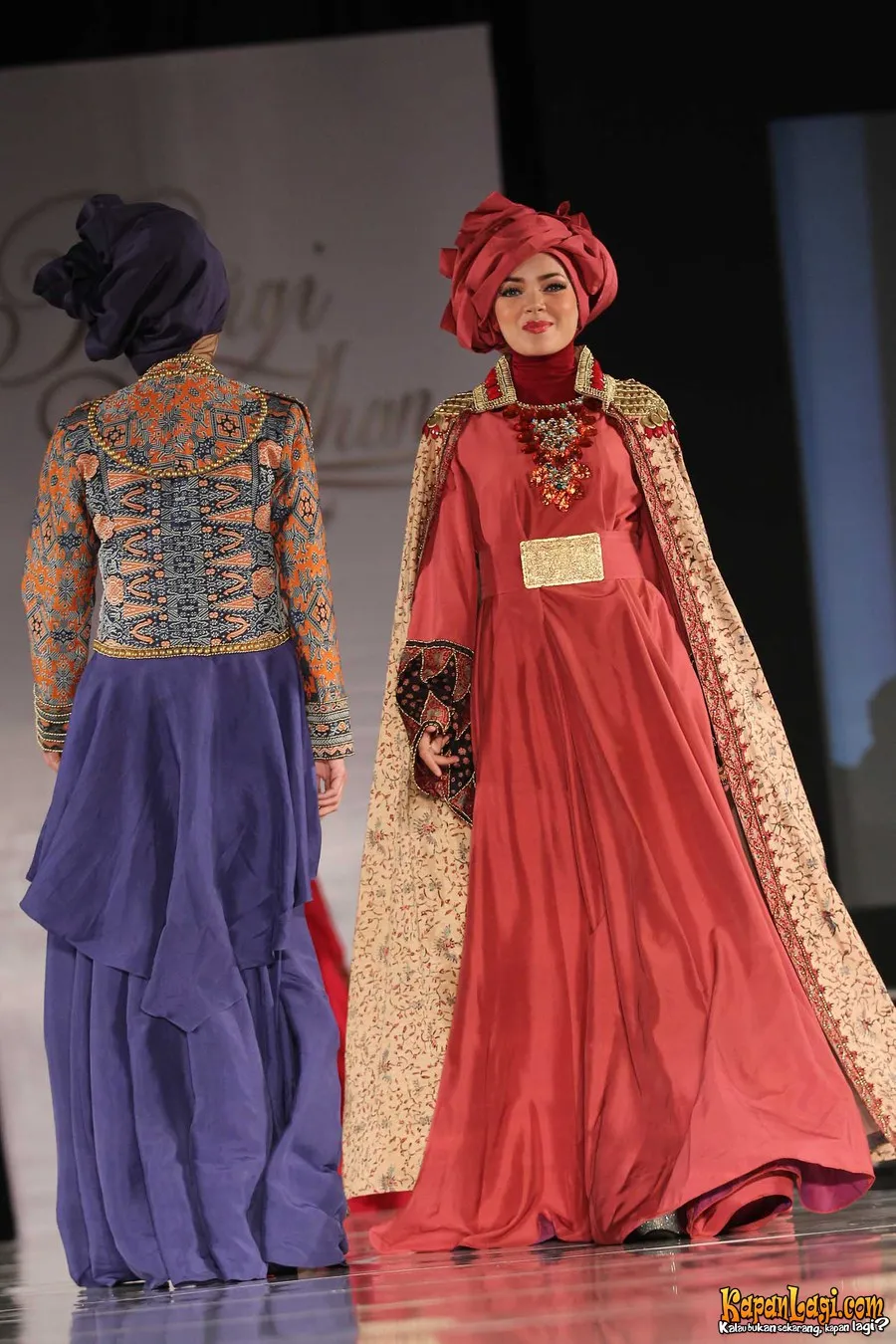 Dewi Sandra mendalami agama Islam