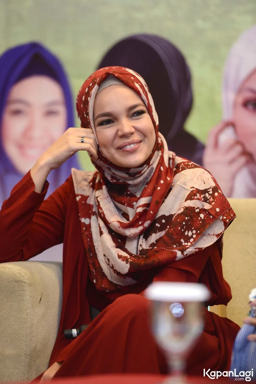 Cinta anak-anak, Dewi Sandra 'ditodong' jadi ratu © KapanLagi.com®/Bayu Herdianto