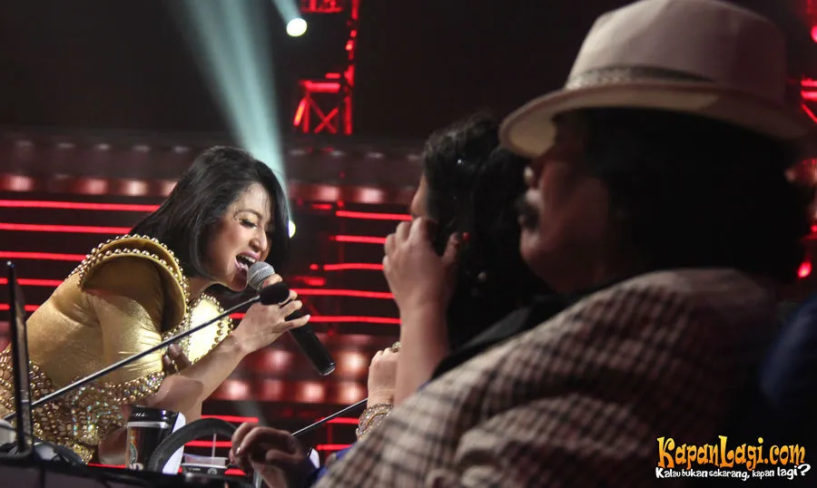 Dewi Perssik © KapanLagi.com